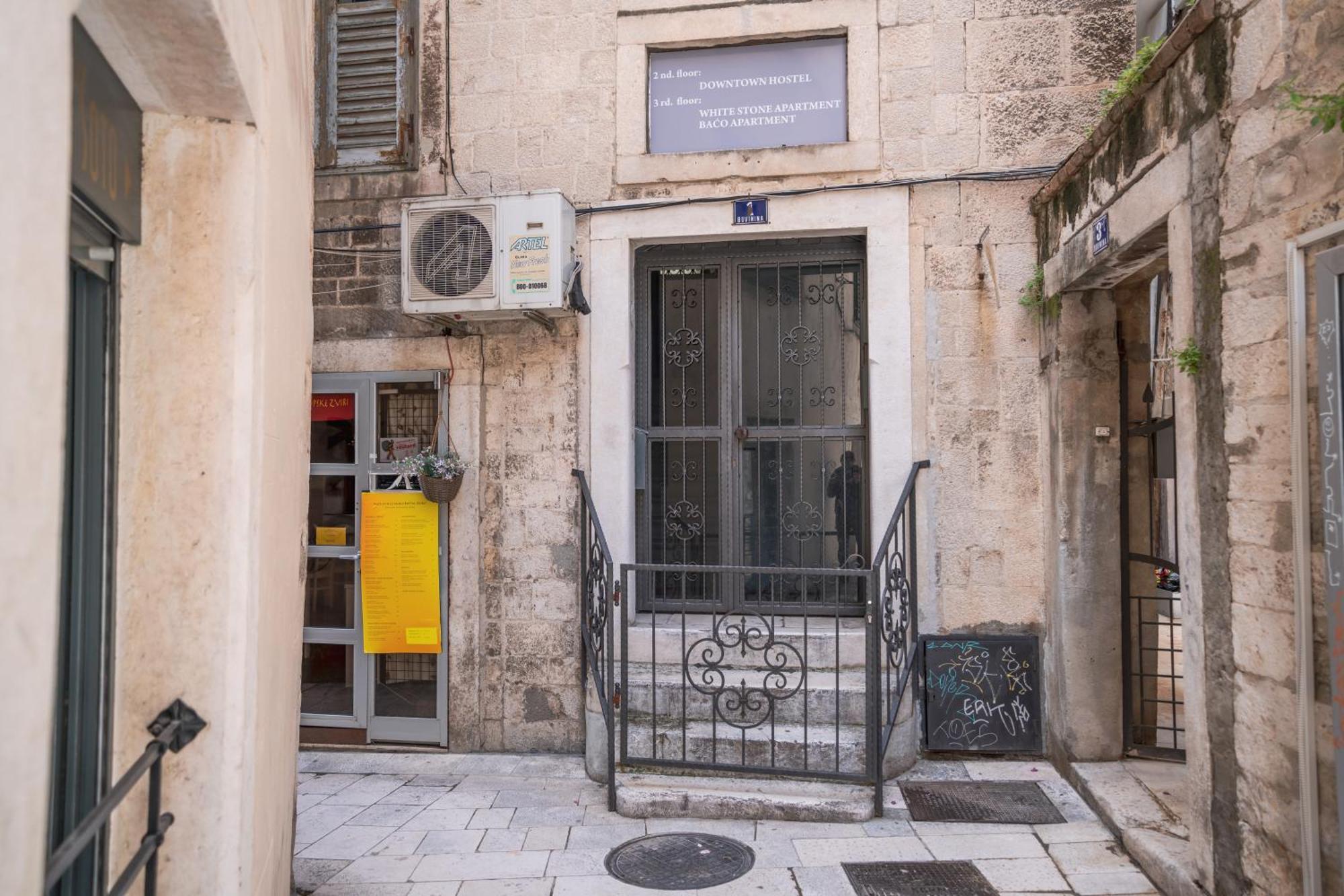 Downtown Hostel Split Exterior foto