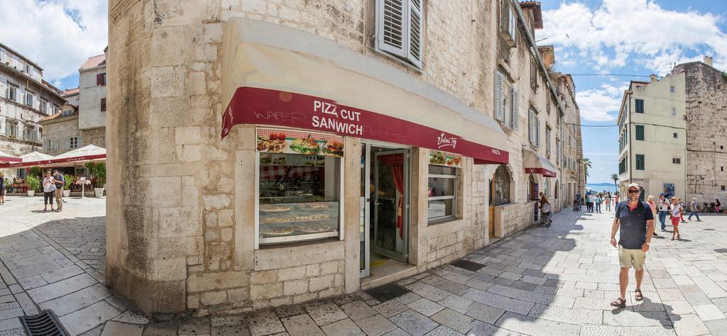 Downtown Hostel Split Exterior foto